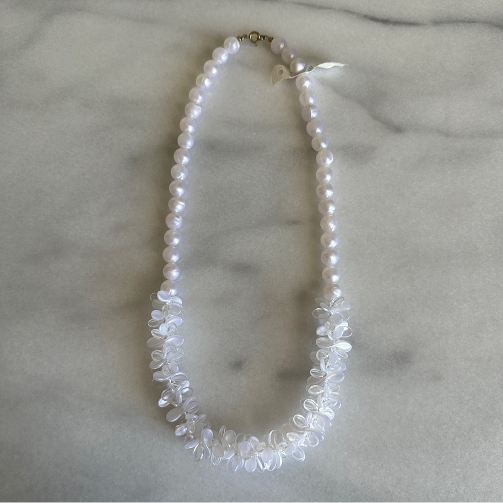 VINTAGE • 80s Barbie White Plastic Necklace Made in Hong Kong Cute Y2K Style